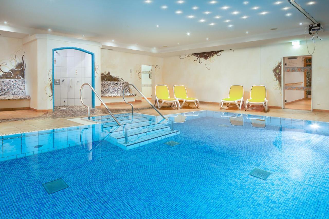 "Viktoria Ferienhaus" - Annehmlichkeiten Von 4-Sterne Familien-Und Wellnesshotel Viktoria Koennen Mitbenutzt Werden オーベルストドルフ エクステリア 写真